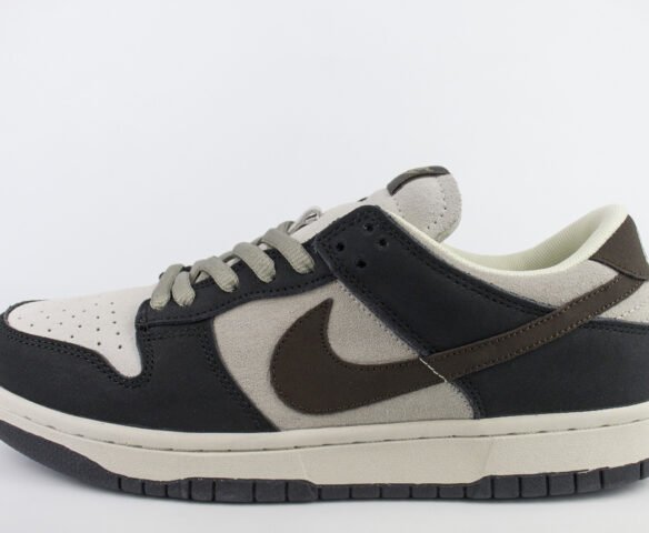 Nike SB Dunk Low Dark Brown / Black SteamBoy OST