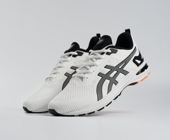 Asics белые 44544